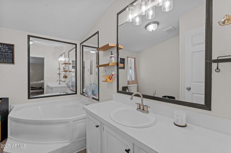 16-web-or-mls-DSC07447