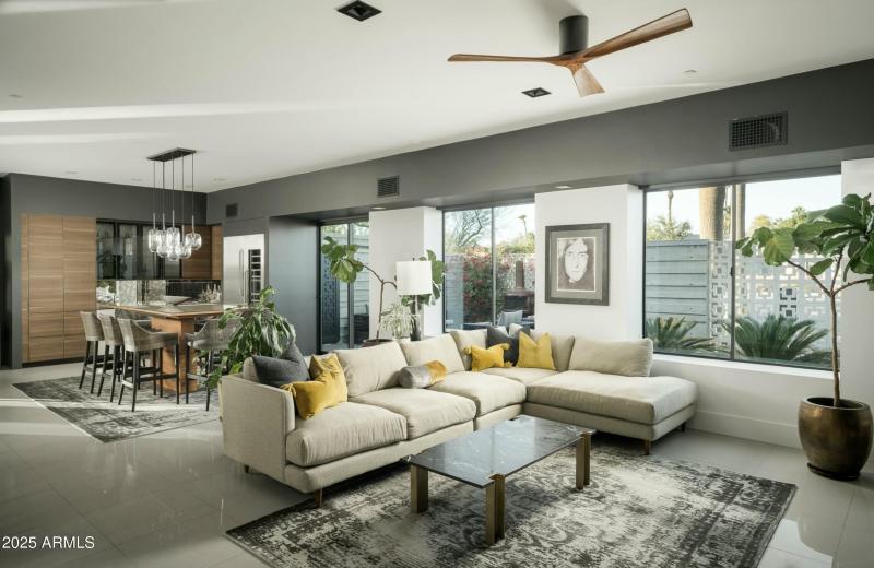 Wet Bar + Family Room