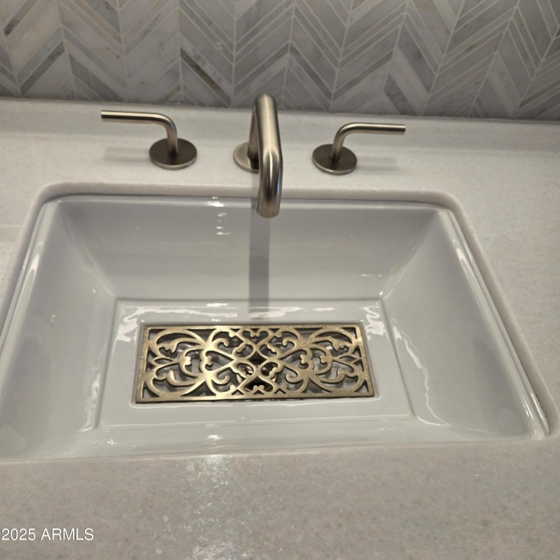 Primary Sinks