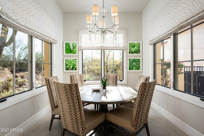 Breakfast Room