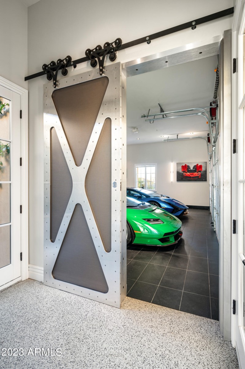 Show Garage
