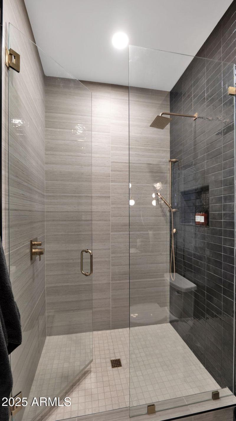 42-web-or-mls-P1228793