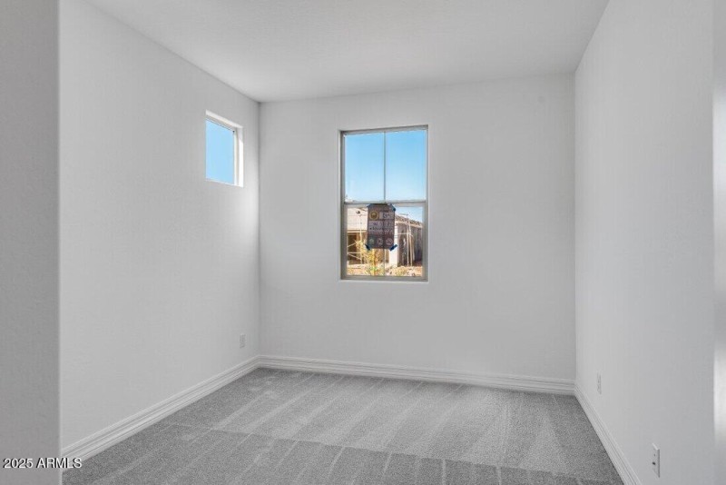 hj-az-phx-cantamia-sonata-lot30140-bedro