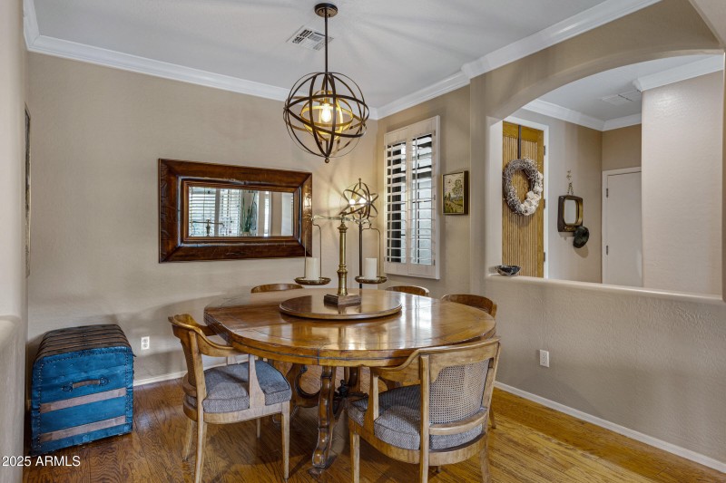 141 W. Roadrunner Dr-9