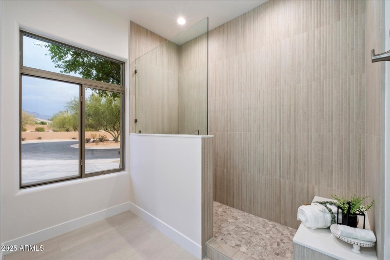 Guest Suite Bath