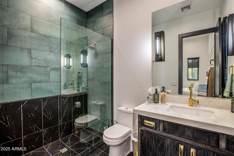 Secondary bedroom ensuite