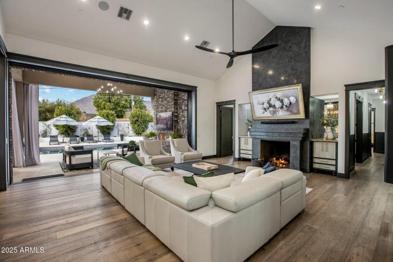 Indoor/Outdoor living