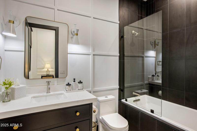 Secondary bedroom ensuite