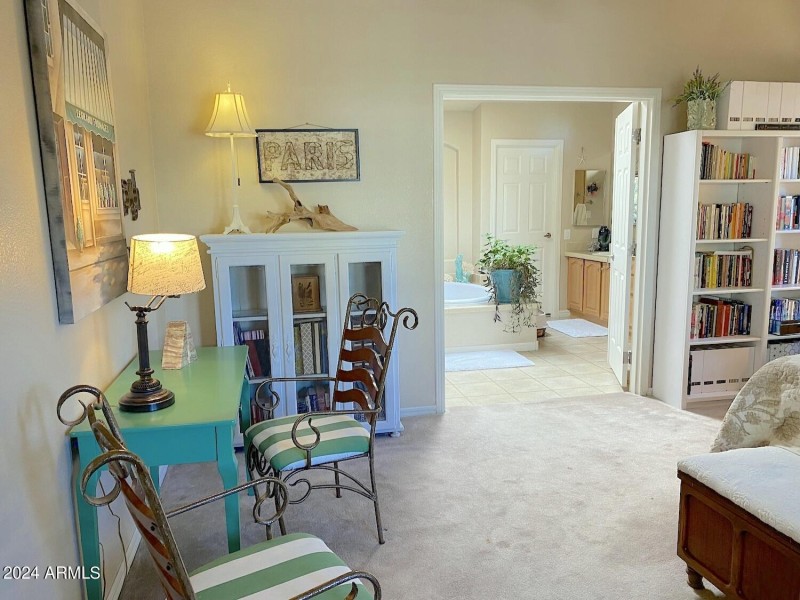 Additional space in Primary to bath