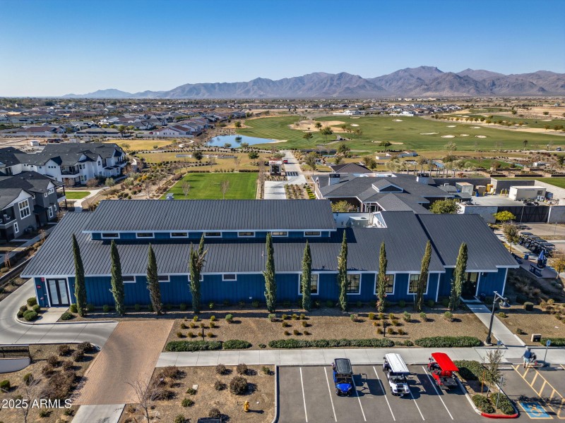 50-web-or-mls-Exterior-1