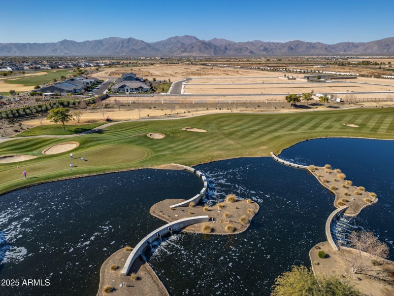 66-web-or-mls-Exterior-17