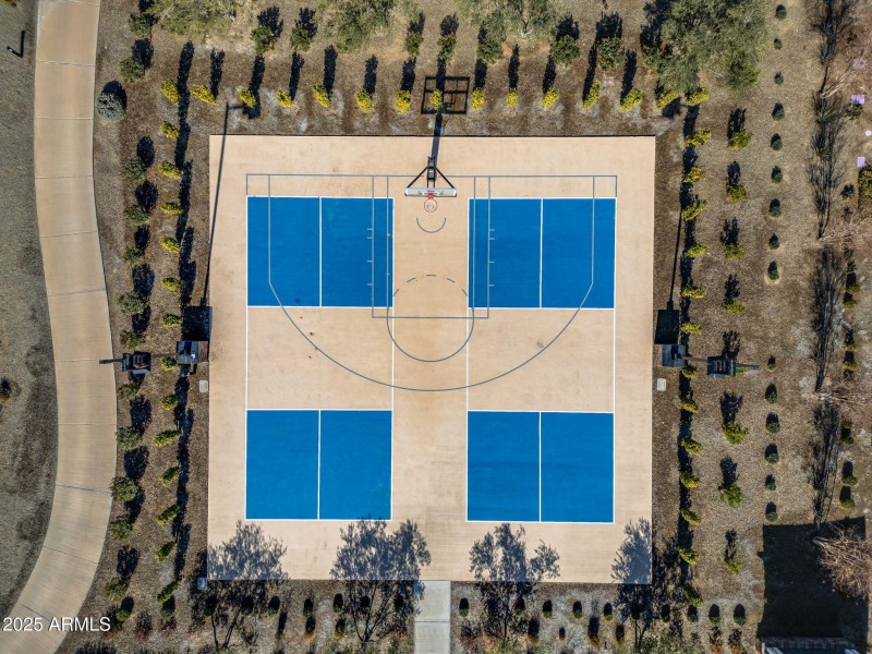 67-web-or-mls-Exterior-18