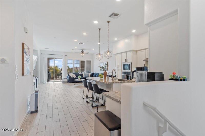 08-All living space on 1 floor