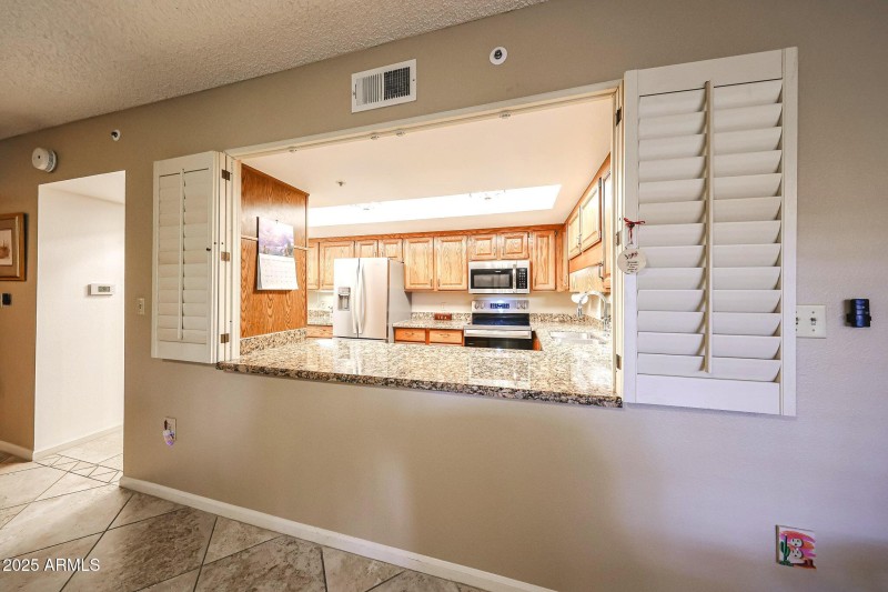 Kitchen and great room 8