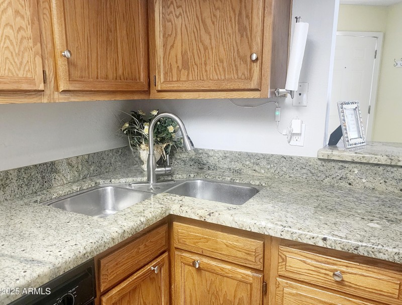 KITCHEN CORNER SINK