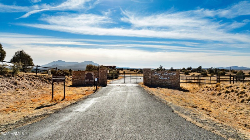 23-Community Entrance