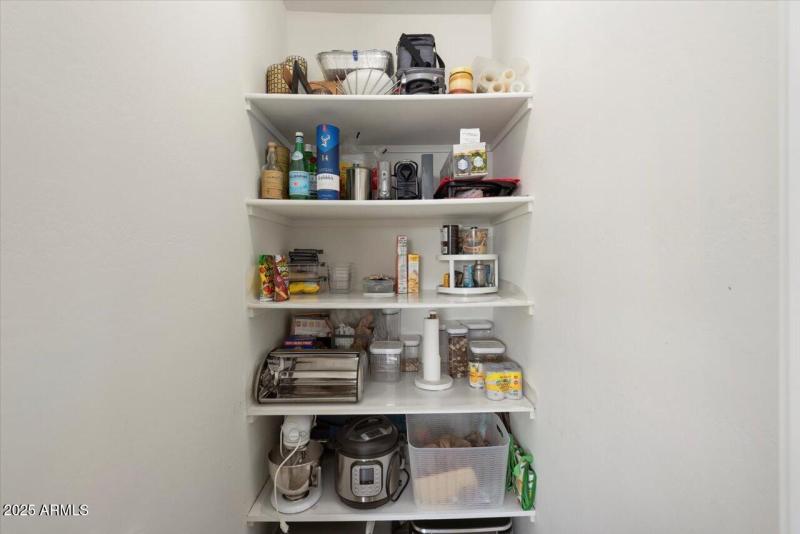 31-10260 E White Feather Ln