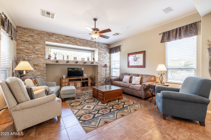 13050 W Pinnacle Vista Dr-32