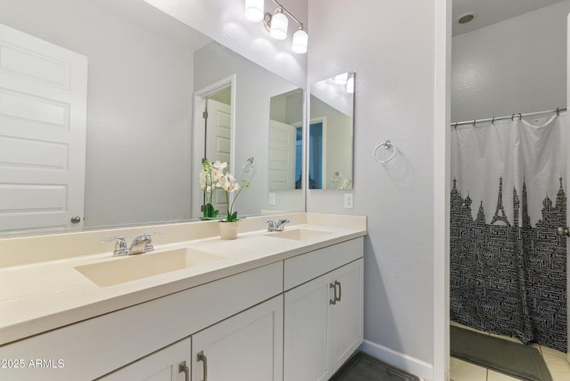 36_12349 n 145th ave-36