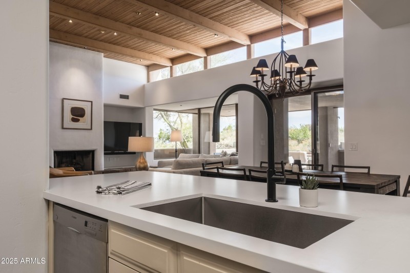 007_Kitchen to Great Room