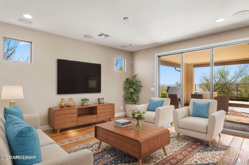 3295-Ten-Bears-WR00022 - Living Room - S