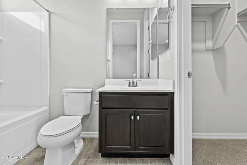 Secondary Bed/Bath Ensuite