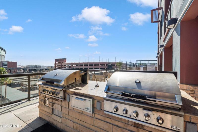 Community Rooftop Grills