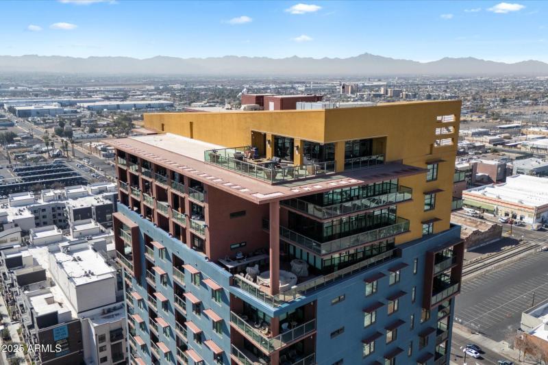 Summit Building Exterior