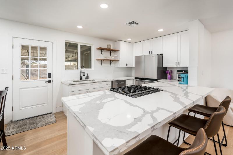 4112 N 6th Ave - MLS-12