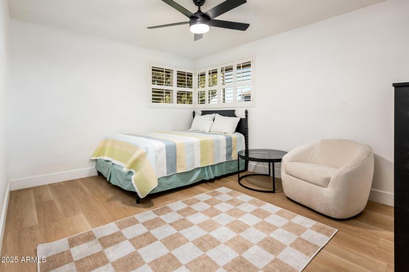 4112 N 6th Ave - MLS-19