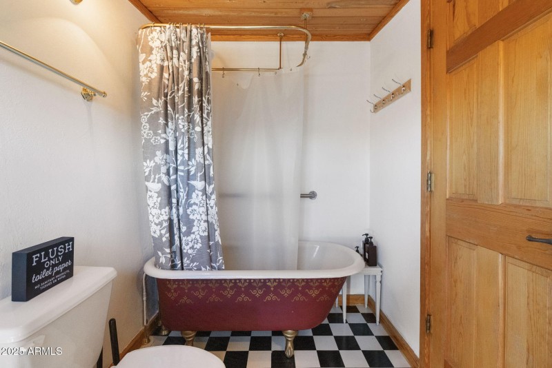 30-Bedroom 3 Bath (2)
