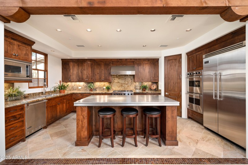 Open Kitchen