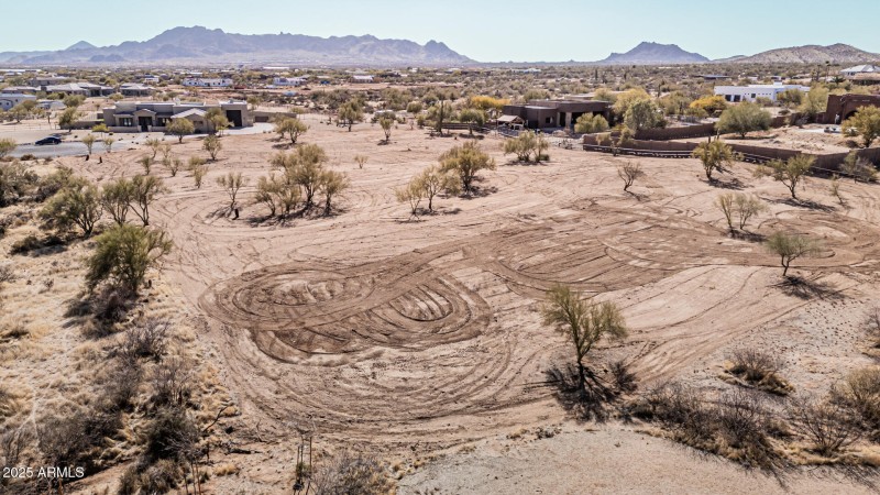 13 Windstone