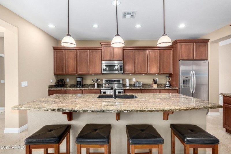 04 Kitchen