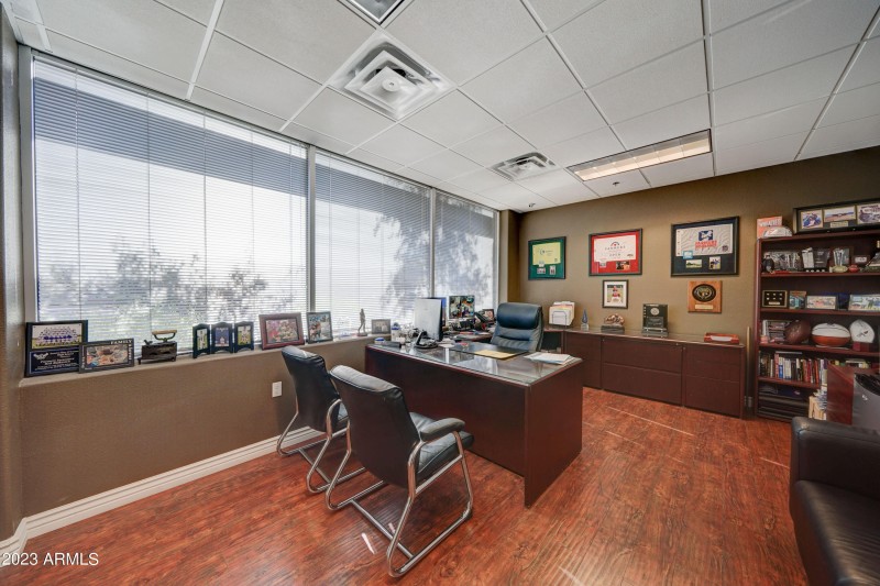 9332 E Raintree Dr-11