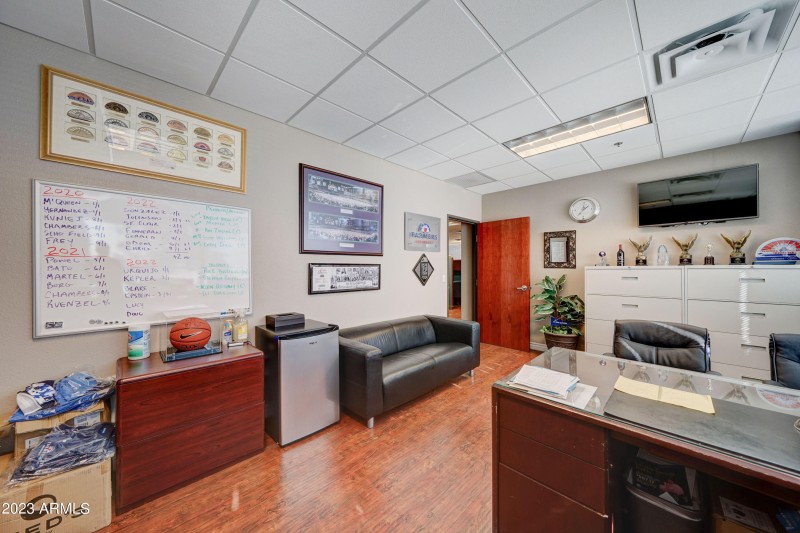 9332 E Raintree Dr-13