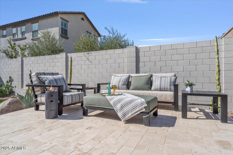 Travertine raised patio
