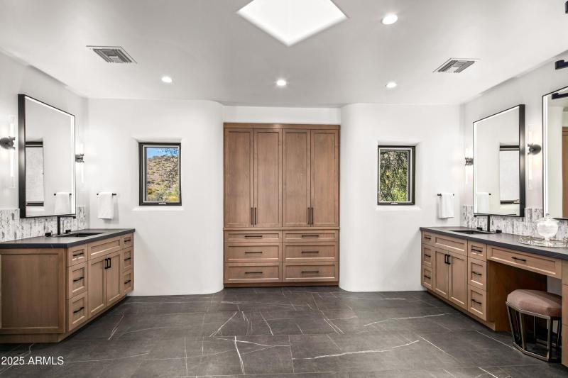 039_Primary Spa Bath