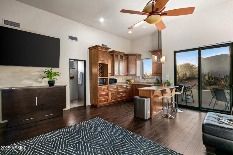 065_Comprehensive Guest Home