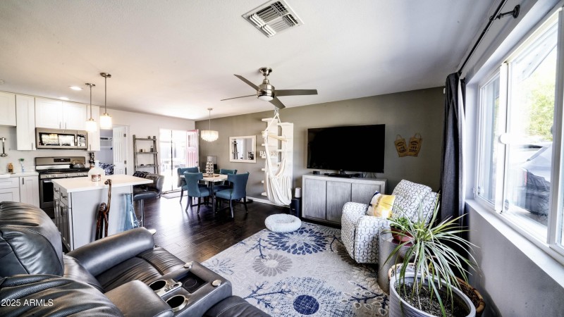 1207 East Alice Avenue, Phoenix, AZ 8502