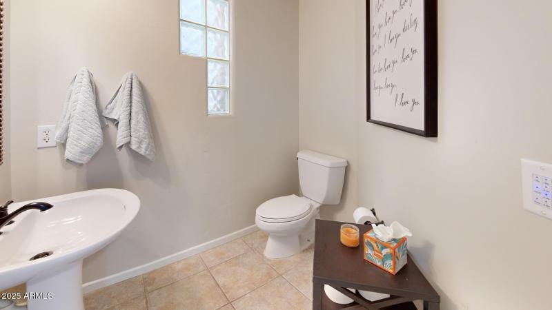 28444-N-101st-Pl-Bathroom 3