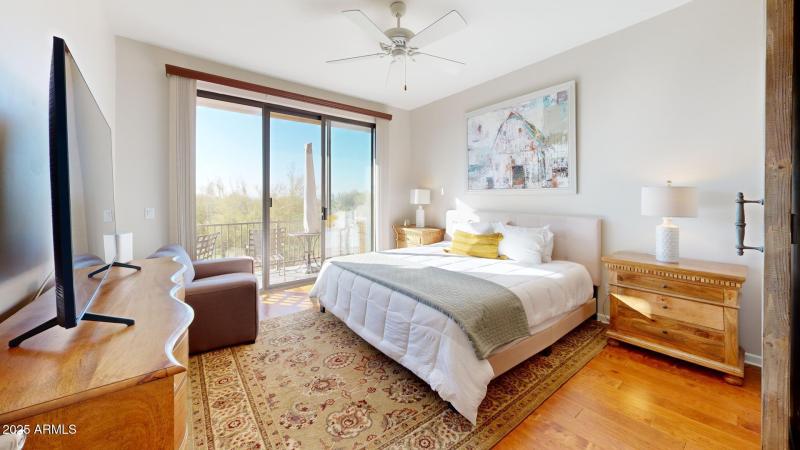 28444-N-101st-Pl-Bedroom