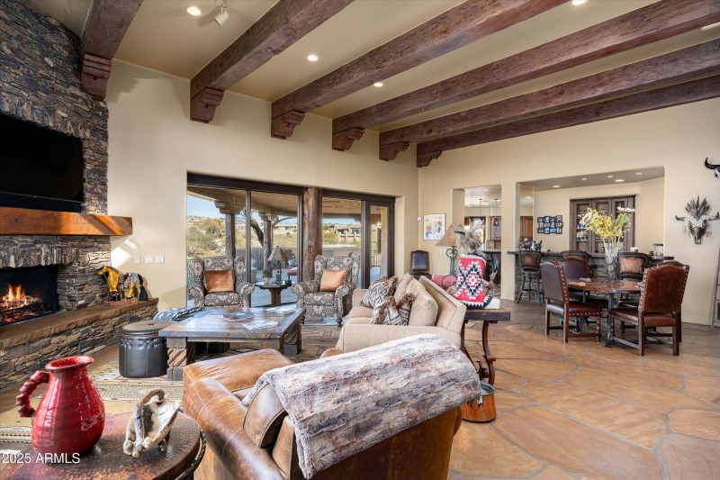 17-40947 n. 107th pl (17 of 65)