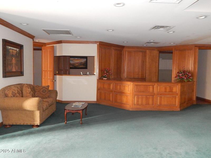 Interior 1 - Photos Page