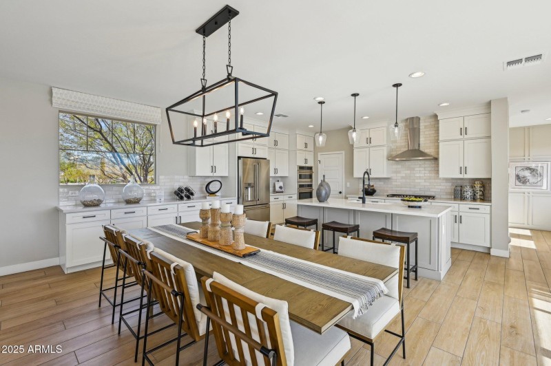 012 dining kitchen