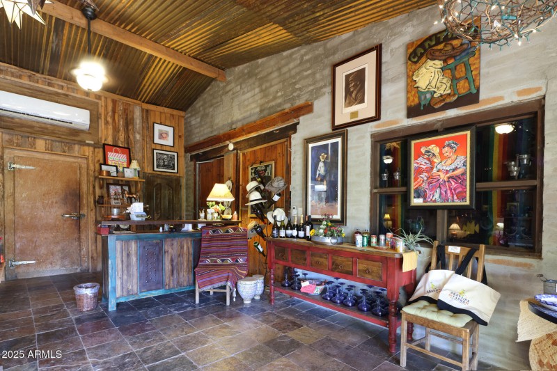 Market and Gift Shop