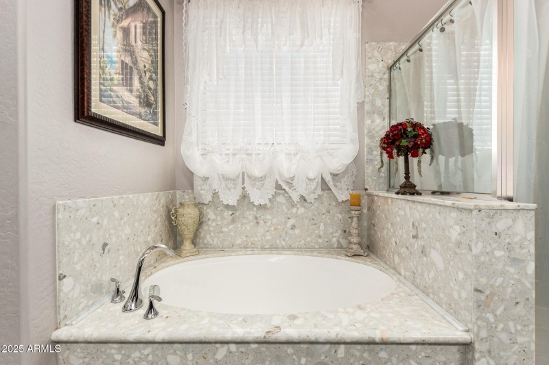 Oversized Garden Tub