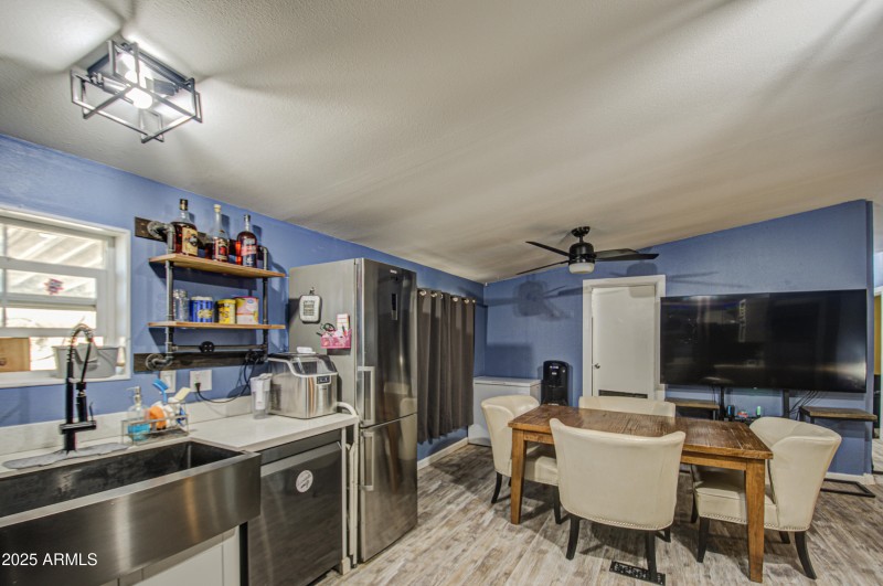 Kitchen 6