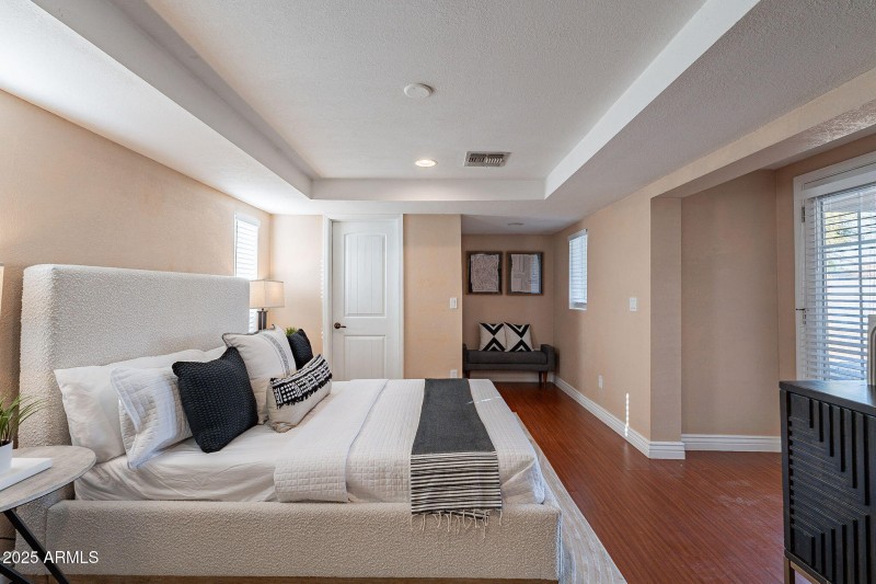 26-web-or-mls-Flower-31