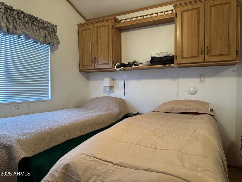 Bedroom (1)